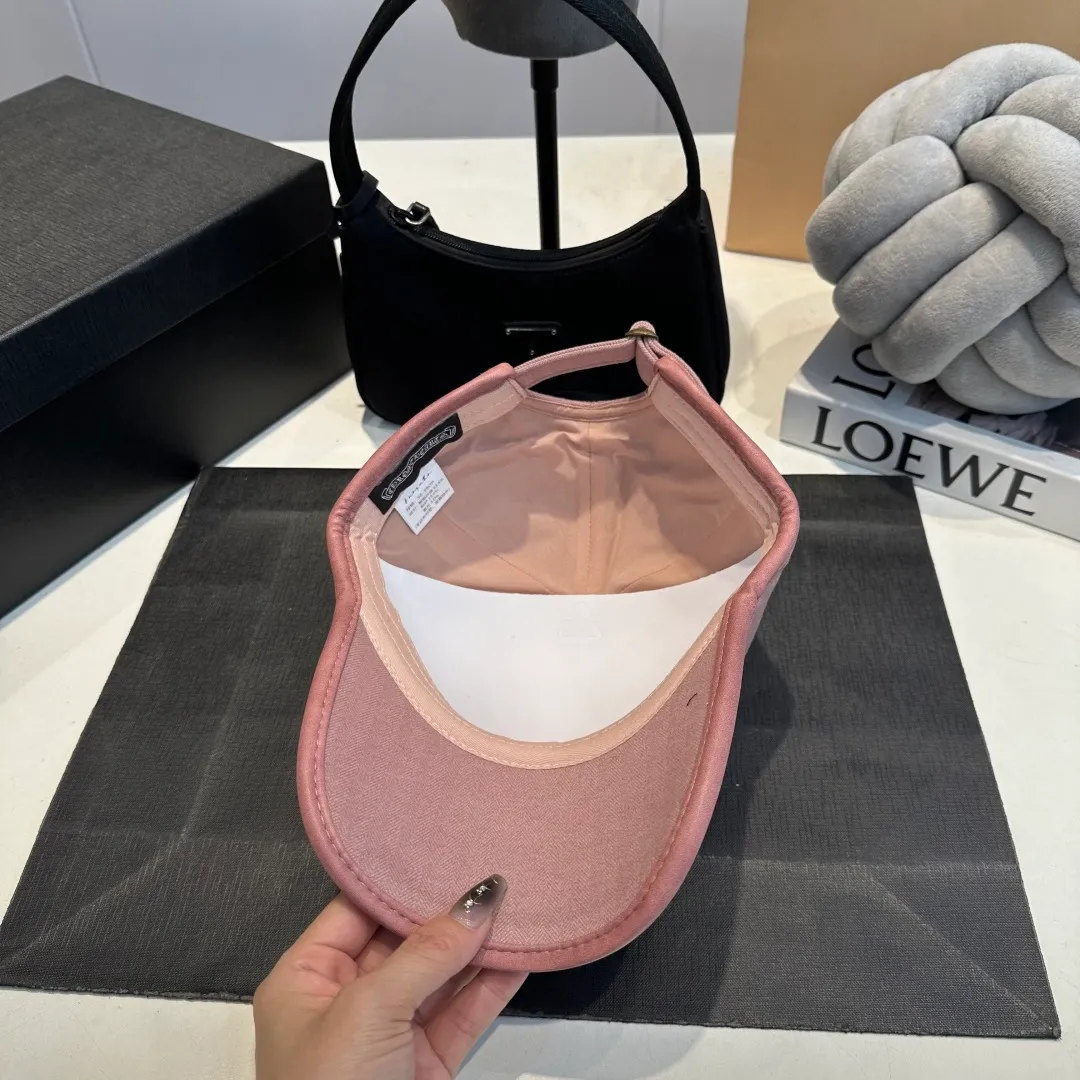 P70 Croxin's new brushed autumn baseball cap, the shape of the hat is super correct, the same style for men and women